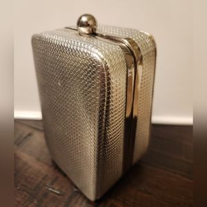 Elan Vintage Metallic Silver Box Cocktail/Party Purse/Clutch